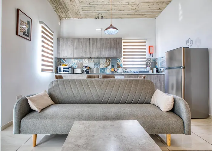 Stylish & Modern 1-bedroom Floor Unit In By Sf Homes Gzira