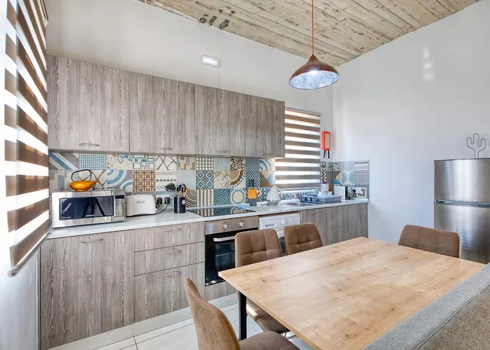 Stylish & Modern 1-bedroom Floor Unit In By Sf Homes * Gzira