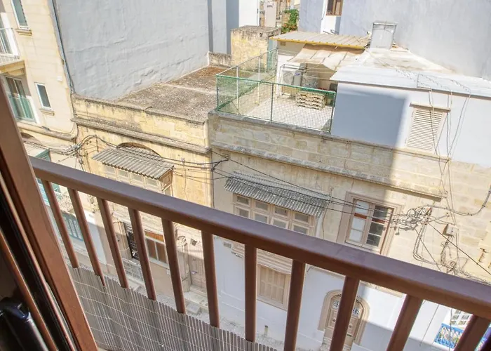 Stylish & Modern 1-bedroom Floor Unit In By Sf Homes Appartement *